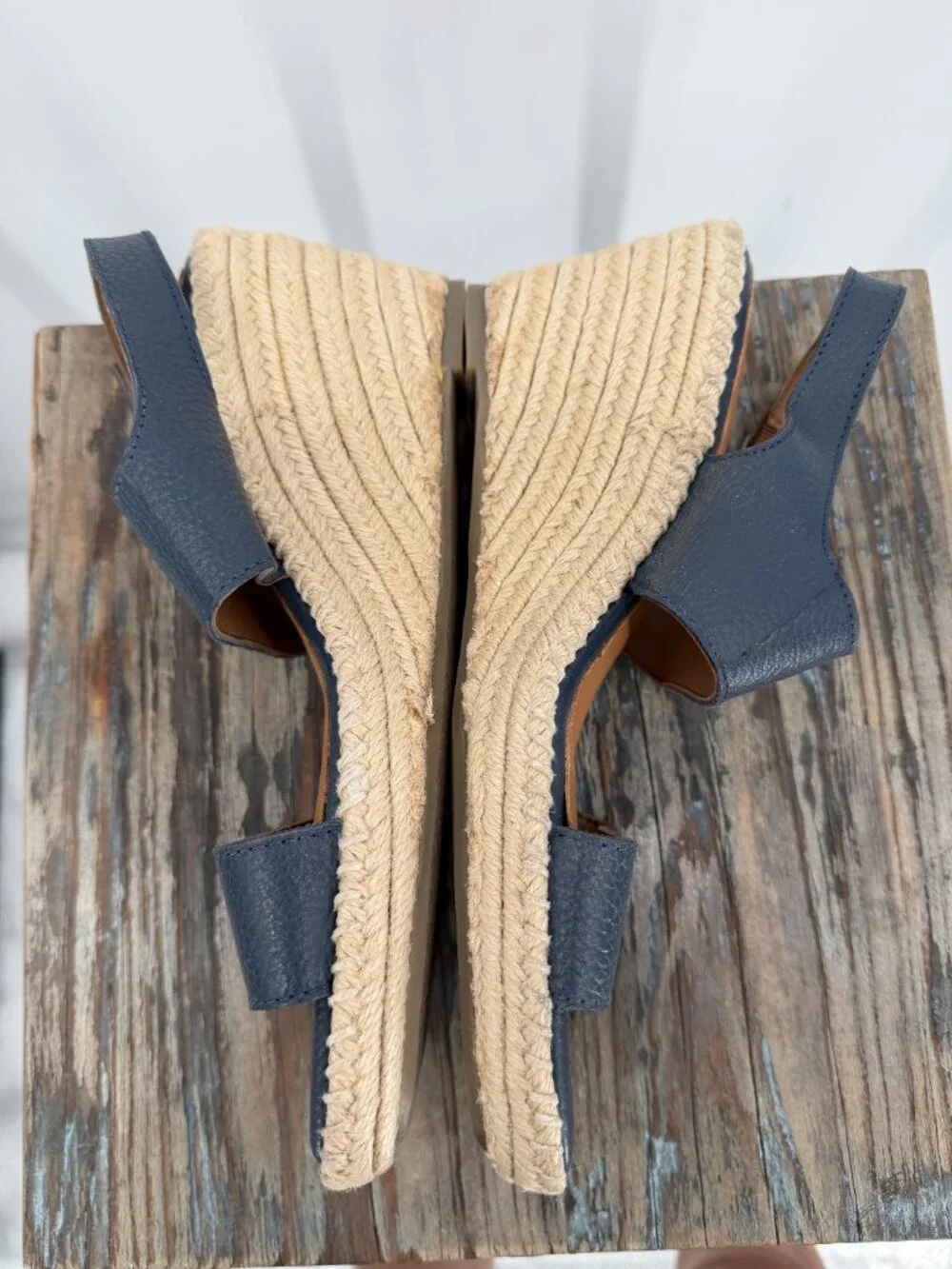 SoftWalk Hartley Navy Leather Espadrille Wedge Sandals Women's Size 9 Narrow